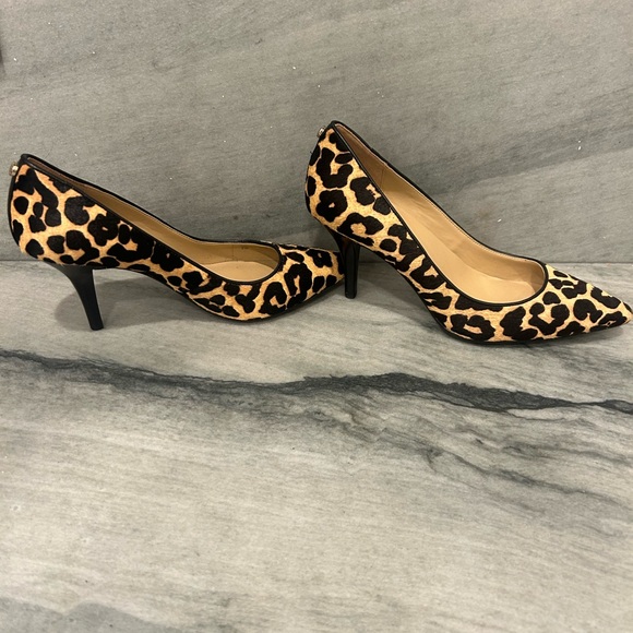 Michael Kors Black and Tan Leopard Heels - Picture 5 of 10